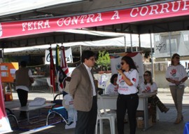 Foto Receita Estadual participa da Feira contra a Corrup  o 3 270x191 - Receita Estadual participa da Feira Contra a Corrupção em João Pessoa