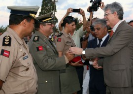 novos pm foto francsco frança secom pb 7 270x191 - Ricardo preside formatura de novos policiais militares e entrega equipamentos em João Pessoa