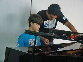 leonnardo limongi portal 270x202 - Escola Especial de Música anuncia período de matrículas