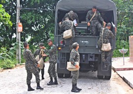 ses saude exercito e prefeitura no combate a denguedengue foto ricardo puppe 3 270x191 - Visitas domiciliares de combate ao mosquito Aedes aegypti são realizadas no bairro Brisamar