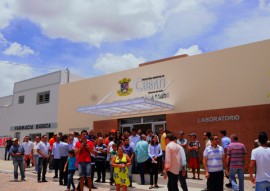 ricardo entrega CUBATI CENTRO DE SAUDE foto jose marques 1 270x191 - Ricardo inaugura Centro de Atenção à Saúde e escola em Cubati 