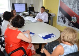 see sec de educacao assina termo para pccr foto delmer rodrigues 5 270x191 - Governo assina termo para implantação da Rede de Planos de Carreira e Remuneração do Magistério