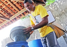 ses governo e exercito combate ao aedes aegypti em cabedelo foto ricardo puppe 1 270x191 - Governo e Exército fazem novas visitas domiciliares de combate ao Aedes aegypti em Cabedelo