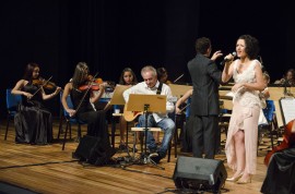 09 03 16 ricardo orquestra prima fotos alberi pontes 27 270x178 - Governador prestigia lançamento de livro e concerto do Prima Mulher no Teatro Paulo Pontes