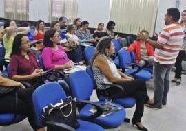 ses profissionais de saude mental qualificacao a tratamento de fumantes e familiares no caps 2 270x191 - Profissionais de saúde mental são qualificados para abordagem e tratamento do fumante