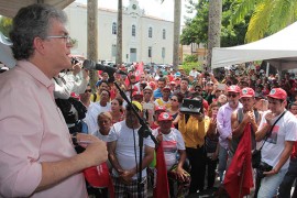 26 04 16 ricardo mst fotosalberi pontes 8 270x180 - Ricardo sanciona lei que beneficia mais de 200 famílias de agricultores das Várzeas de Sousa