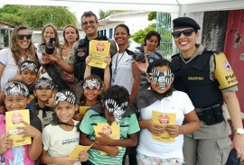 proerd da pm combate ao aedes aegypti 3 270x183 - Polícia Militar realiza ação educativa de combate ao Aedes aegypti