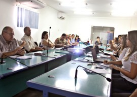 ses comite de combate contra zika chikungunya dengue na paraiba foto ricardo puppe 2 270x191 - Comitê discute ações de enfrentamento da dengue, zika e chikungunya na Paraíba