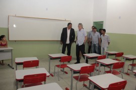 entrega de colegio8 270x180 - Ricardo inaugura escola na cidade de Prata e Casa da Cidadania em Sumé