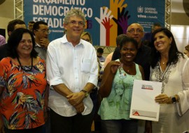 ode de itaporanga foto francisco frança 6 270x191 - Ricardo participa do ODE, entrega casas, libera créditos e autoriza construção de escola técnica