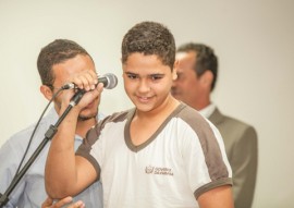 ricardo assinatura do termo de compromisso das escolas tecnicas fnde foto max brito 26 270x191 - Ricardo assina termo com FNDE que garante a construção de mais seis escolas técnicas na Paraíba