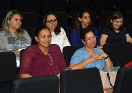 28 06 16 Seminário sobre Alta complexidade Foto Alberto Machado 6 270x191 - Técnicos da Secretaria de Estado do Desenvolvimento Humano recebem capacitação sobre Serviços de Acolhimento