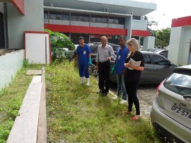 hemocentro faxina1 270x202 - Hemocentro da Paraíba realiza dia de faxina contra o mosquito Aedes aegypti