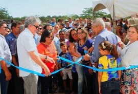 ricardo inaugura delegacia de sao sebastiao de umbuzeiro foto jose marques 5 270x183 - Ricardo inaugura escola que beneficia mais de 200 estudantes de São Sebastião do Umbuzeiro  