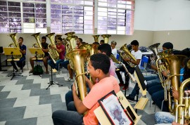 colonia ferias bandas marciais 8 270x178 - Alunos de bandas marciais participam de colônia de férias até esta sexta-feira