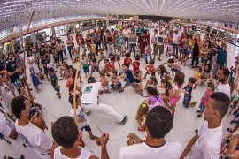 feirinha2 foto thercles silva portal 270x180 - Feirinha de Domingo anima o Espaço Cultural com variedades e atrações para crianças