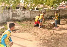 see acao na escola almirante tamandare 7 270x191 - Escola Estadual Almirante Tamandaré recebe ações do Programa Mãos que Ajudam