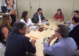 pbtur reuniao sobre linhas aereas