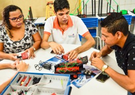 see preparacao para olimpiada de robotica foto Delmer Rodrigues 1 270x191 - Escolas da Rede Estadual se preparam para etapa da Olimpíada Brasileira de Robótica em João Pessoa