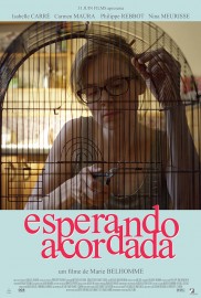 esperando acordada ok 182x270 - ‘Aquarius’ e ‘Rebecca’ continuam em cartaz no Cine Banguê