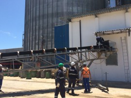 porto de cabedelo operacao milho foto joselio carneiro 3 270x202 - Porto de Cabedelo volta a receber carga de milho após 10 anos