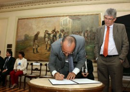 ricardo comite estadual de prevencao e combate a tortura foto francisco franca 2 270x191 - Ricardo empossa integrantes do Comitê Estadual de Prevenção e Combate à Tortura  