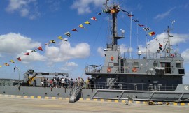 visita navio3 270x162 - Centenas de pessoas visitam rebocador da Marinha no Porto de Cabedelo