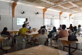 sedh curso manipulação de alimentos foto claudia belmont 5 270x183 - Comerciantes aprendem boas práticas na manipulação de alimentos no Restaurante Popular de Santa Rita