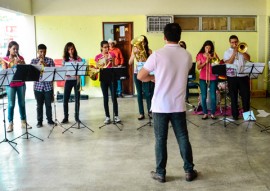 see bandas marciais homenageiam dia do servidor e outubro rosa foto Delmer Rodrigues (1)