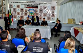 seap posse diretor foto walter rafael 6 270x173 - Governo dá posse ao novo gerente do Sistema Penitenciário e entrega novas viaturas