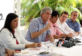 ricardo em coletiva foto francisco franca 8 270x183 - Ricardo apresenta balanço das ações do Governo em entrevista coletiva à imprensa