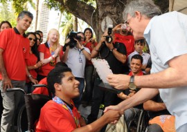 ricardo recebe atletas paralimpico foto jose marques (2)