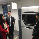 Lígia visita fábrica de impressora 3D