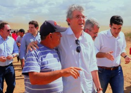 ricardo visita obras da transposicao com ministro helder barbalho foto jose marques 41 270x191 - Ricardo e Ministro da Integração vistoriam obras da transposição nos açudes Poções e Camalaú