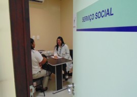 trauma e htop servico social junto ao atendimento 21 270x191 - Serviço Social do Hospital de Trauma realizou 386 mil atendimentos em 2016