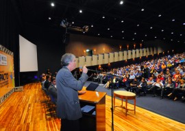 ricardo assina pacto social foto jose marques 2 270x191 - Ricardo lança Pacto pelo Desenvolvimento Social 2017 com foco na melhoria da educação paraibana