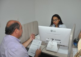 Cagepa novo posto de atendimento Tercius Feliciano comenta conforto do local foto waldeir cabral 270x191 - Clientes aprovam nova loja de atendimento da Cagepa em João Pessoa