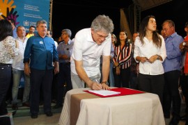 ode cajazeiras6 foto junior fernandes 270x180 - Ricardo abre ciclo 2017 do ODE e entrega equipamentos para educação e segurança