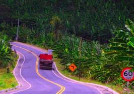 ricardo estrada de natuba foto jose marques 5 270x191 - Ricardo inaugura estrada de Natuba e tira a penúltima cidade paraibana do isolamento asfáltico   