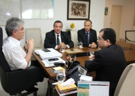 ricardo reuniao com marialvo da receita federal 5 270x191 - Ricardo discute ampliação da Redesim com representantes da Receita Federal