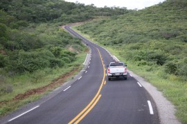 carrapateira francisco frança 270x180 - Ricardo entrega estrada de Carrapateira e decreta fim do isolamento asfáltico na Paraíba   