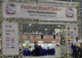 sedh Feira da abrasel gastronomica na funesc foto claudia belmont 5 270x191 - Governo estimula agricultura familiar com participação em feira gastronômica