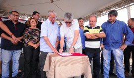 CAMPINA CATOLE DE BOA VISTA1  270x158 - Ricardo autoriza estrada de Catolé de Boa Vista e inaugura ala no Hospital de Trauma de Campina Grande