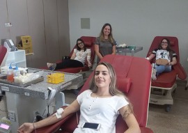 estudantes doacao 270x191 - Estudantes participam de campanha de doação de sangue no Hemocentro