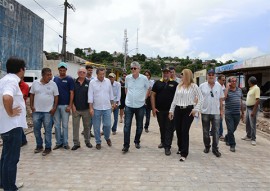 ricardo visita as obras distrito mecanico foto walter rafael 6 270x191 - Ricardo visita obras de pavimentação de ruas do Distrito Mecânico de João Pessoa