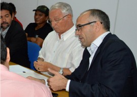 sedh cida ramos reuniao com familiar de area de conflito de rio tinto Foto Alberto Machado 6 270x191 - Governo participa de negociação com famílias de área em conflito de Rio Tinto