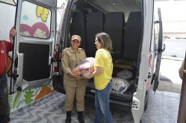 DSC0329 270x179 - Corpo de Bombeiro inicia doação de alimentos arrecadados na 13ª Corrida do Fogo