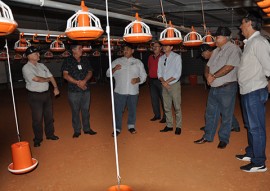 emater grupo de agricultor de baixo carbonovisita frigorifico guaraves (4)