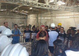 alunos de mineracao participam de aula em mina de quartzito (2)