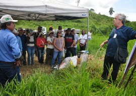 emepa emater tecnologia para agricultores para emissao de baixo carbono 1 270x191 - Emepa e Emater levam aos agricultores tecnologia para contribuir na emissão de baixo carbono